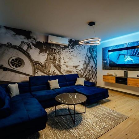 Black Queen Apartment Спліт Екстер'єр фото